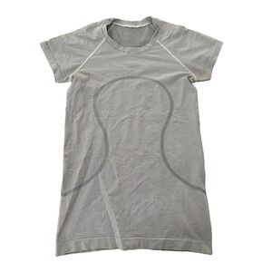 LULULEMON Swiftly Tech Short Sleeve Shirt Size 6 Striped Black White Crew
